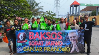 Relawan Ganjar Pranowo, Sobat Jarwo Merayakan Hari Kebangkitan Nasional Dengan Membagikan Ratusan Kotak Makanan