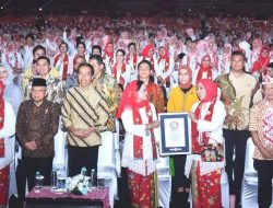 Presiden Jokowi Saksikan Pemecahan Rekor Pergelaran Angklung Terbesar di Dunia