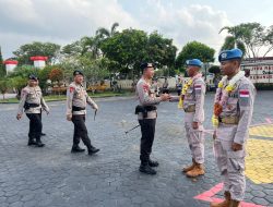 Dansat Brimob Kaltim Pimpin Upacara Penyambutan Purna Tugas Kontingen Gharba Satgas FPU 4 Minusca Personel Brimob Polda Kaltim