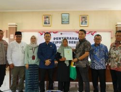 BPN Kabupaten Bekasi Serahkan 200 Sertifikat Tanah ke Warga Desa Wanasari