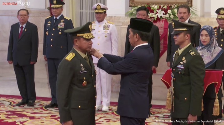 Resmi Presiden Jokowi Lantik Jenderal Agus Subiyanto Jadi Panglima Tni Sinar Pagi Baru 