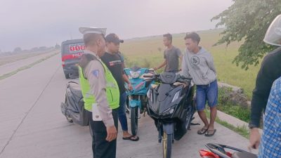 Respon Cepat Polsek Karangampel Terhadap Balapan Liar, 8 Motor Diamankan