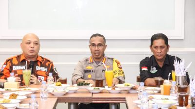 Kapolres Metro Jaktim Gelar Buka Puasa Bersama Ormas Bersatu se-Jaktim