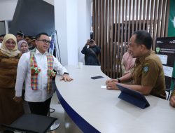 Tinjau Layanan MPP Kabupaten Maros, Menteri PANRB: Lanjutkan Inovasi dan Pangkas Proses Bisnis