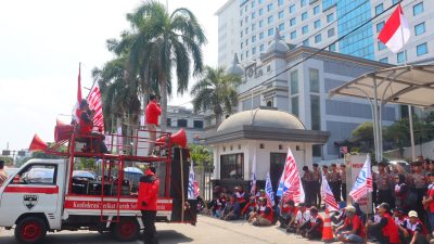 Massa Buruh Demo di Hotel Boutique, Ini Penyebabnya