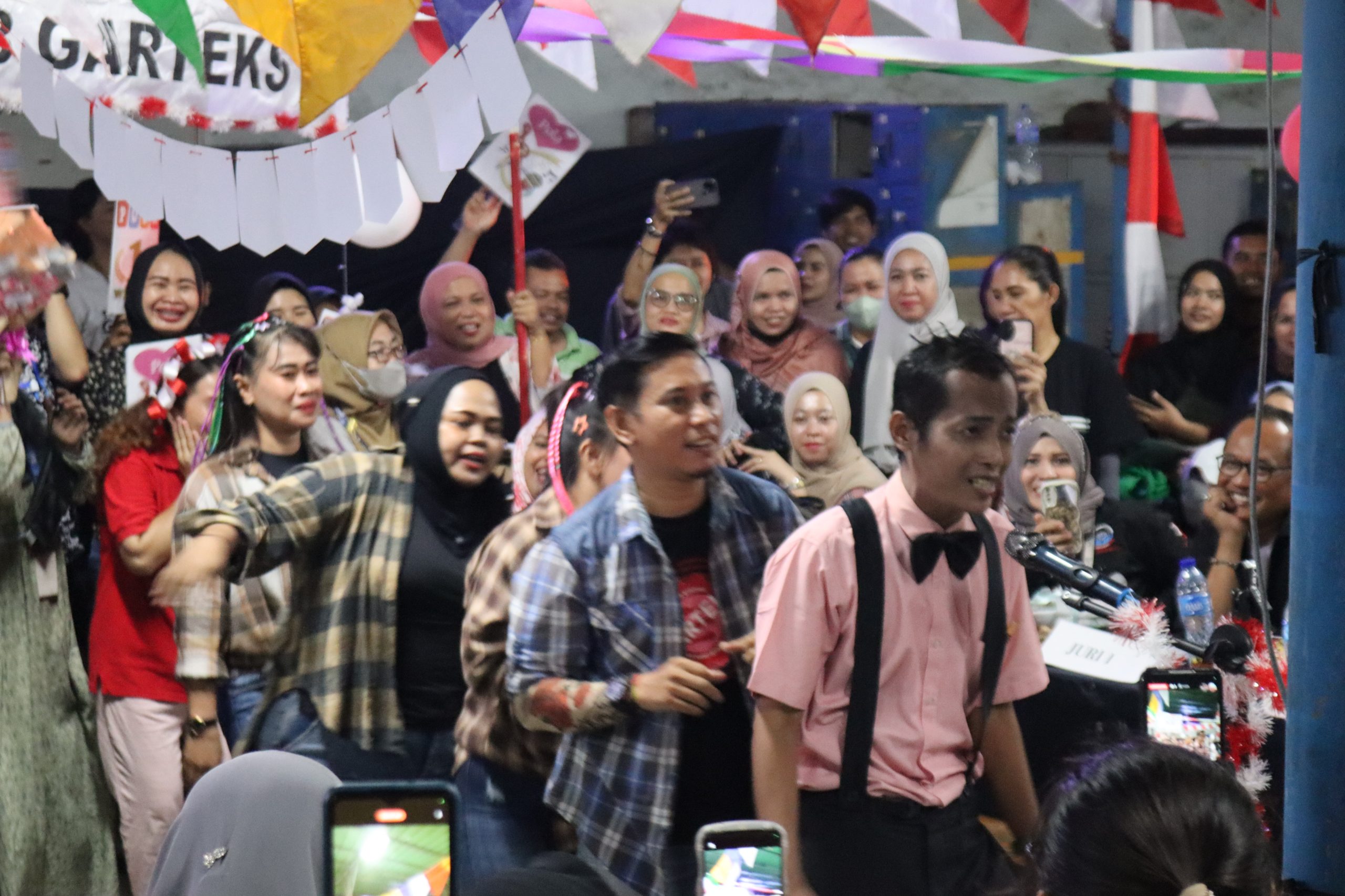 Ada Rasa Gembira Buruh, Saat FSB GARTEKS KSBSI PT. Kaho Citra Indah Garment Menggelar Lomba Karaoke