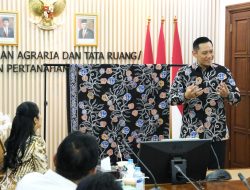 Dedikasi untuk Hari Batik Nasional, AHY Luncurkan Batik Sekar Pace Bhumi untuk Jajaran Kementerian ATR/BPN