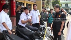 Polres Metro Jaksel Kembalikan Motor Curian kepada Pemiliknya 